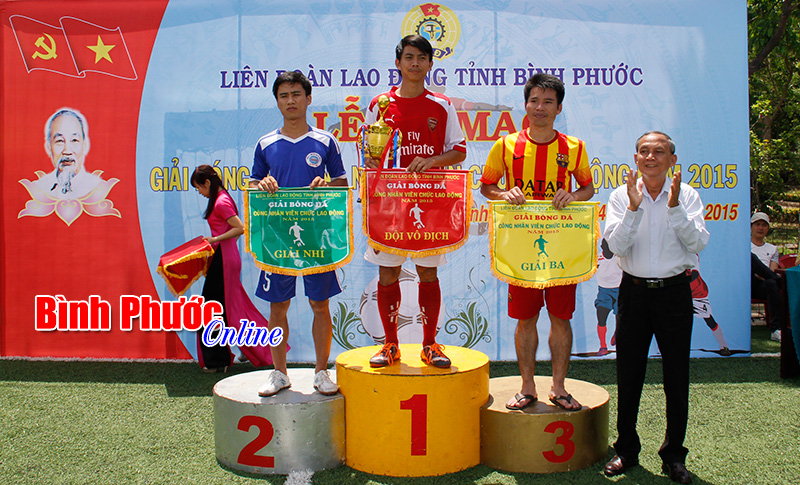 Phước Long đoạt cup giải bóng đá công nhân viên chức lao động 2015
