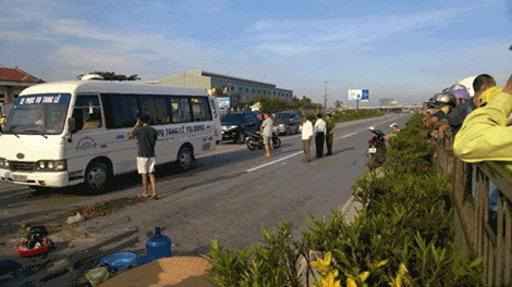 Đôi vợ chồng chết thảm trên đường vào bệnh viện thăm con