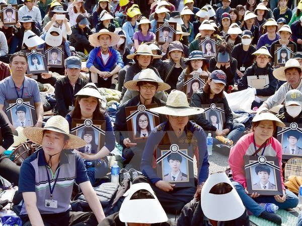 Hàn Quốc tưởng niệm một năm thảm họa chìm phà Sewol