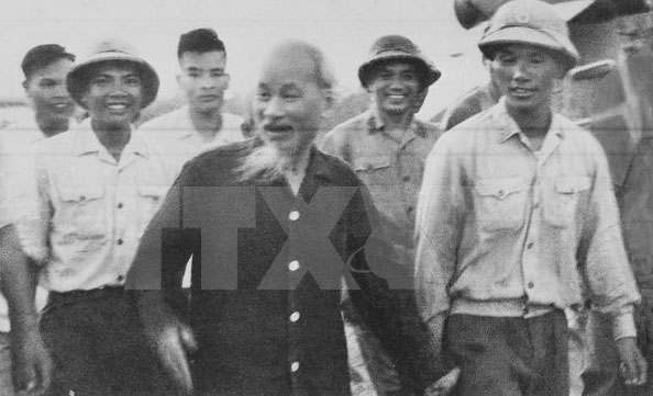 Kỷ niệm trọng thể 125 năm Ng&agrave;y sinh Chủ tịch Hồ Ch&iacute; Minh