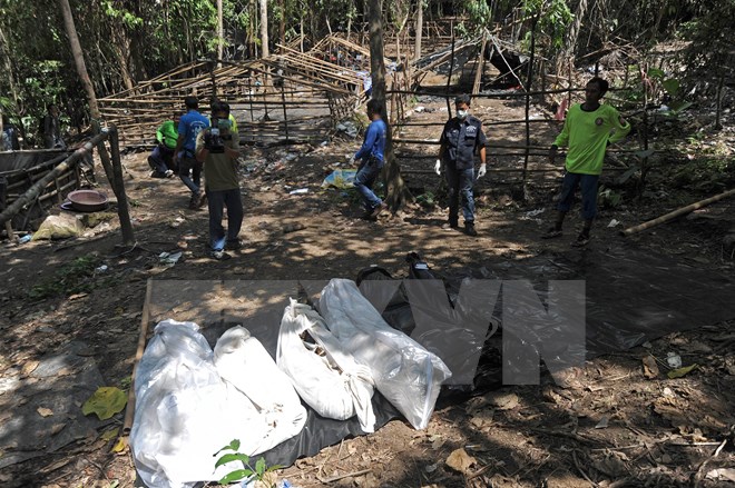 Phát hiện nhiều mộ tập thể gần biên giới Thái Lan - Malaysia