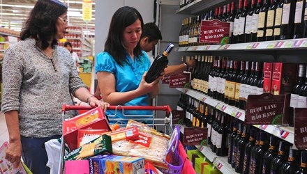 Bộ Tài chính đề nghị tăng cường kiểm soát giá