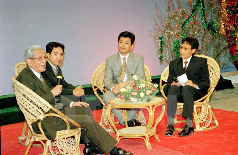 Những h&igrave;nh ảnh đ&aacute;ng nhớ về nh&agrave; b&aacute;o nổi tiếng Hữu Thọ