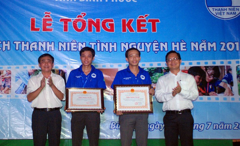 Tổng kết chiến dịch thanh niên tình nguyện hè tại huyện Bù Đốp, năm 2015