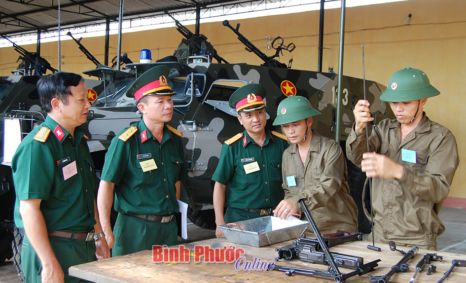 Chi bộ 2 nhiều năm liền trong sạch vững mạnh ti&ecirc;u biểu