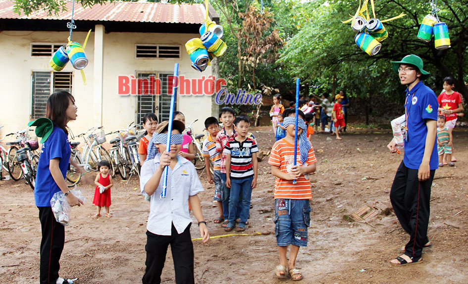 Mùa hè của học sinh vùng biên