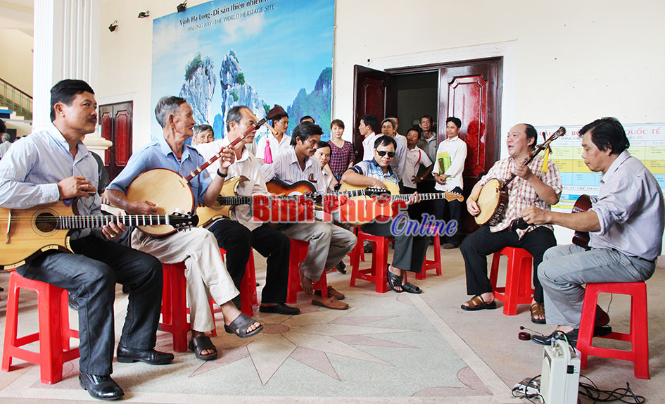 Đờn ca tài tử - dấu ấn riêng trên quê hương  Bình Phước