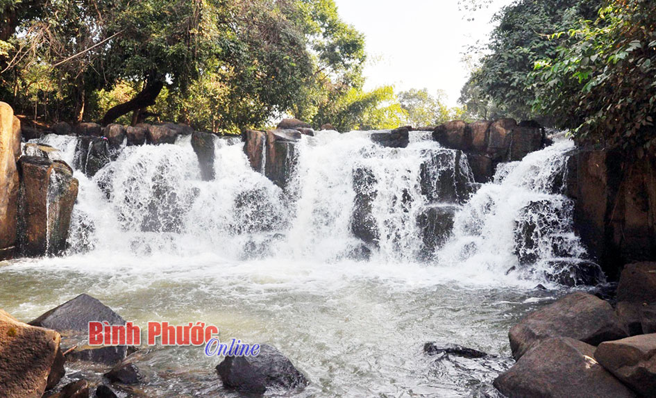 Khắc phục yếu kém, tăng sức cạnh tranh cho du lịch