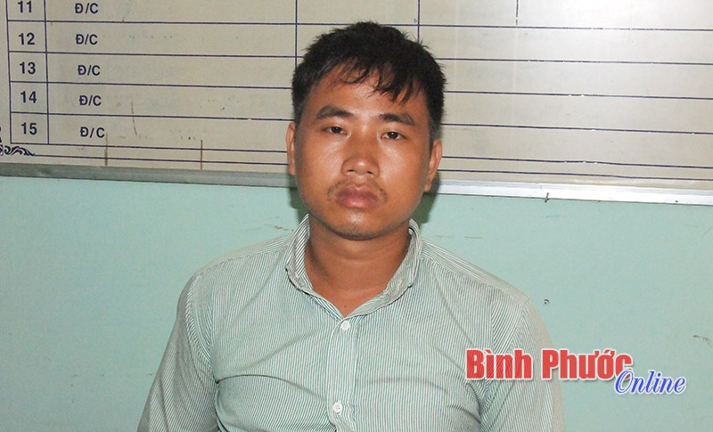 Bắt nh&oacute;m lừa đảo bằng thủ đoạn &ldquo;lạ&rdquo;