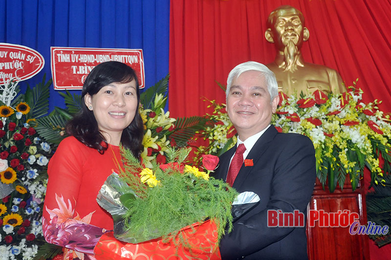 Đồng ch&iacute; Huỳnh Thị Hằng giữ chức vụ B&iacute; thư Thị ủy B&igrave;nh Long