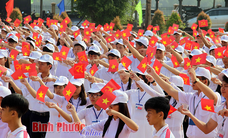 Bình Phước đồng loạt khai giảng năm học mới