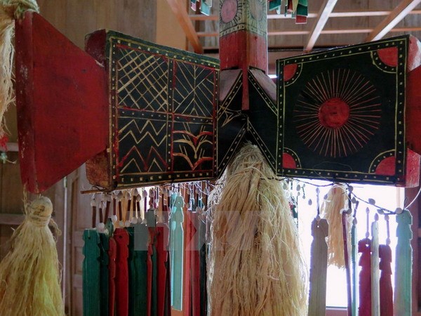 Nghi lễ dựng c&acirc;y N&ecirc;u v&agrave; bộ Gu được c&ocirc;ng nhận di sản quốc gia