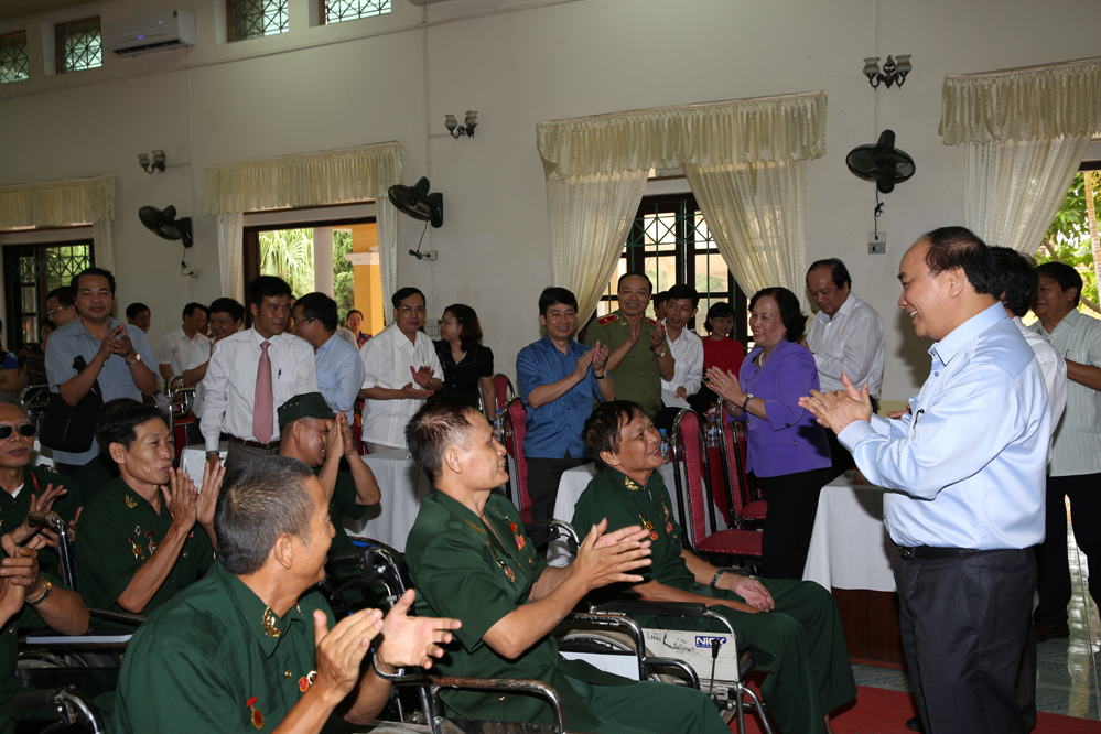 Chăm s&oacute;c tốt hơn nữa đời sống của thương, bệnh binh