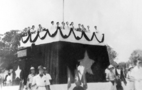 C&aacute;ch mạng th&aacute;ng T&aacute;m - điểm khởi đầu của tiến tr&igrave;nh hội nhập quốc tế