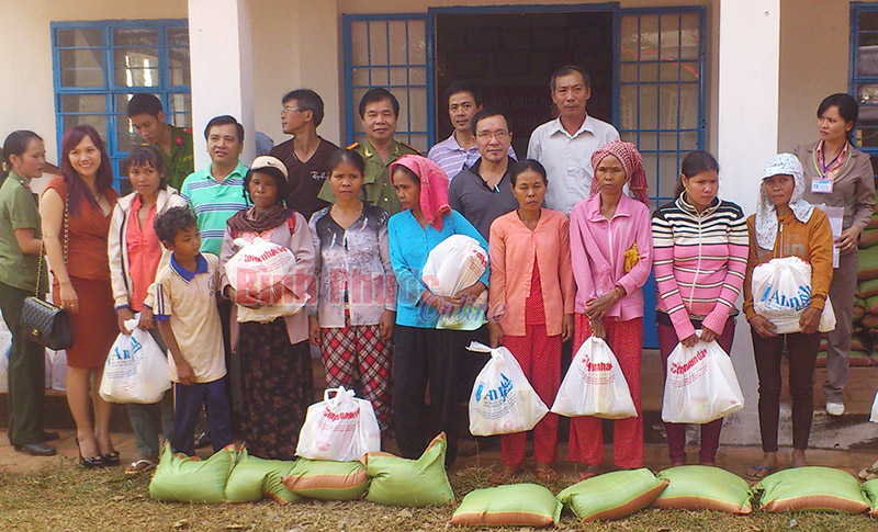 C&ocirc;ng an thị x&atilde; B&igrave;nh Long - đơn vị quyết thắng
