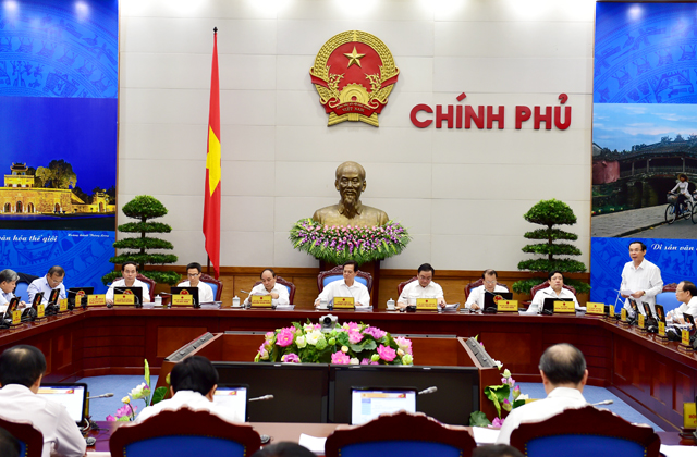 Ch&iacute;nh phủ họp phi&ecirc;n thường kỳ th&aacute;ng 8