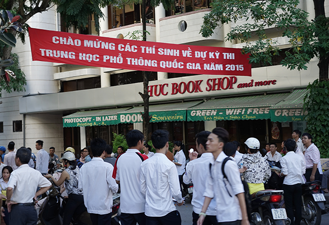Bắt đầu kỳ thi quốc gia 2015: Ch&uacute;c c&aacute;c em thi tốt!