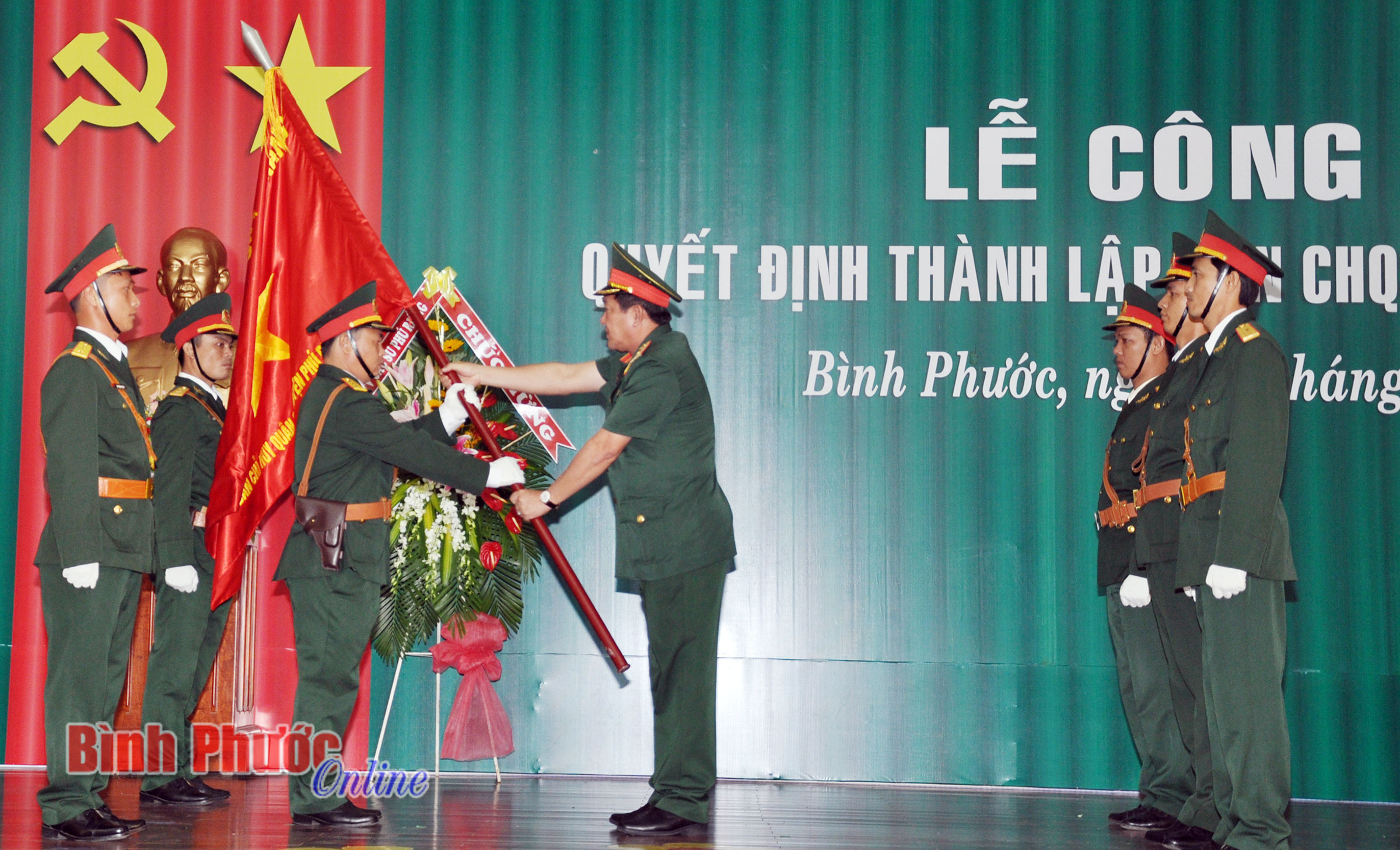 C&ocirc;ng bố quyết định th&agrave;nh lập Ban chỉ huy Qu&acirc;n sự huyện Ph&uacute; Riềng