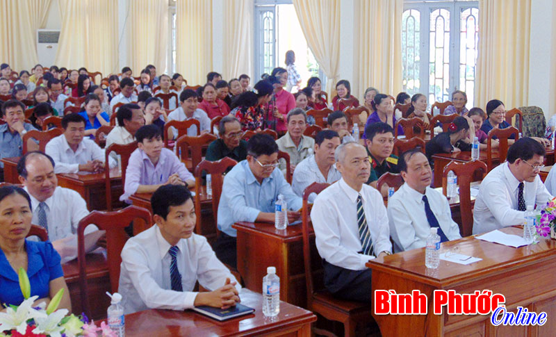 G&oacute;p &yacute; v&agrave;o dự thảo văn kiện Đại hội Đảng bộ tỉnh lần thứ X