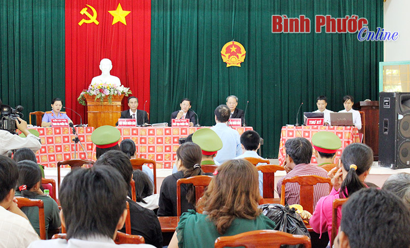 G&oacute;p &yacute; sửa đổi Bộ luật Tố tụng h&igrave;nh sự: Cần c&oacute; kh&aacute;i niệm về quyền b&agrave;o chữa