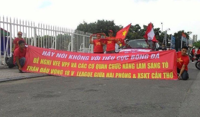 V-League ngắc ngoải trong sự ngờ vực