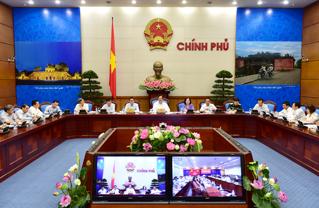 Thủ tướng: Tiếp tục quan t&acirc;m thực hiện hiệu quả ch&iacute;nh s&aacute;ch x&atilde; hội