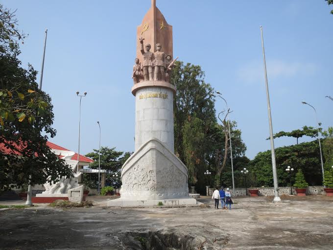 Di t&iacute;ch lịch sử quốc gia - H&ograve;n Đ&aacute; Bạc C&agrave; Mau