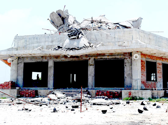 Vụ tượng Phật bị đổ sập ở Thái Bình: Không có nhà thầu thi công, giám sát