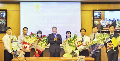 3 ứng vi&ecirc;n tr&uacute;ng tuyển vị tr&iacute; l&atilde;nh đạo cấp Vụ Bộ Tư ph&aacute;p