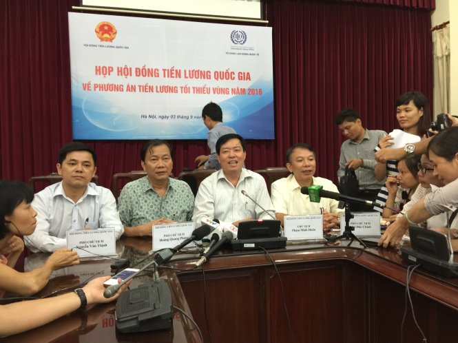 Chốt phương án lương tối thiểu năm 2016 tăng 12,4% 