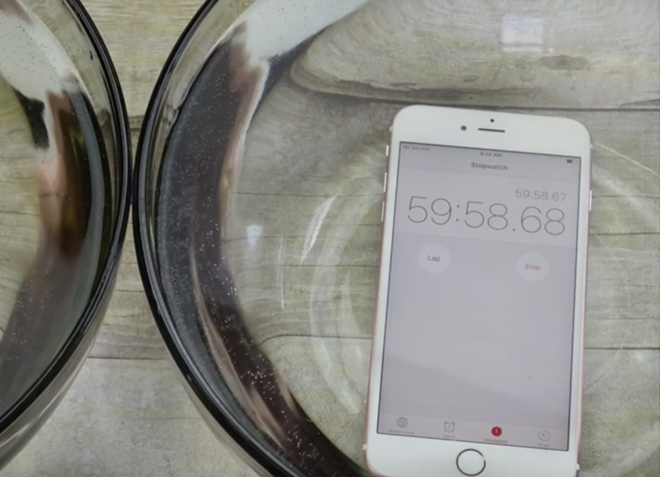 Ấn tượng khả năng chống thấm nước của iPhone 6S và 6S Plus