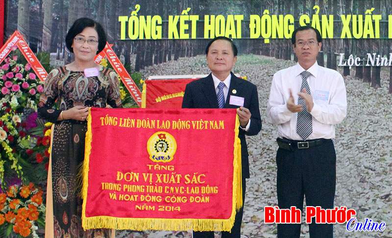 Đo&agrave;n kết, thống nhất trong đảng; Bảo đảm đời sống cho c&ocirc;ng nh&acirc;n lao động