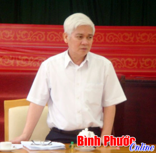 Kiểm tra c&ocirc;ng t&aacute;c chuẩn bị Đại hội Đảng bộ cao su B&igrave;nh Long