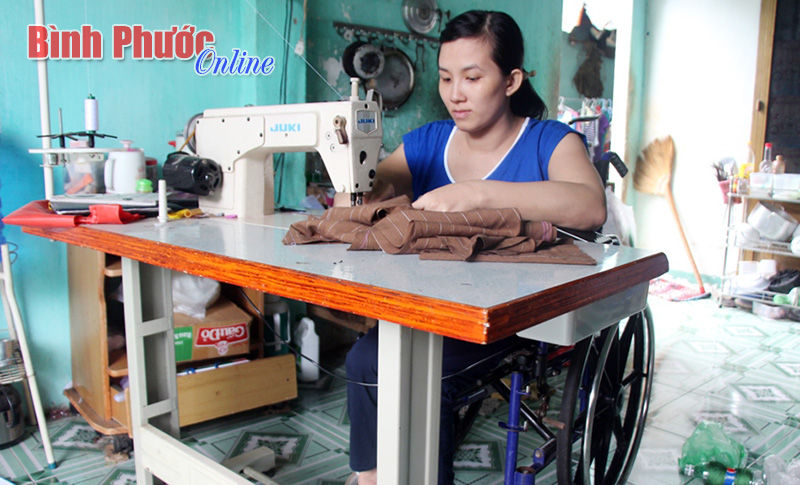 Người khuyết tật ở Đồng Xoài - Tàn nhưng không phế