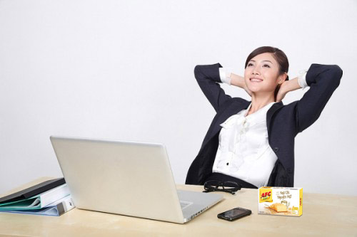 5 thói quen làm suy giảm sức khỏe của dân văn phòng