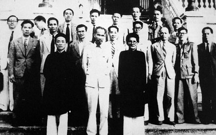 Tết độc lập v&agrave; l&ograve;ng y&ecirc;u nước nồng n&agrave;n của d&acirc;n tộc Việt Nam