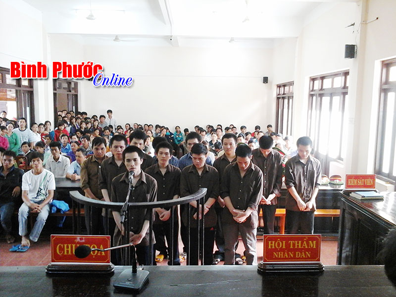 L&atilde;nh 53,5 năm t&ugrave; cho h&agrave;nh vi c&ocirc;n đồ