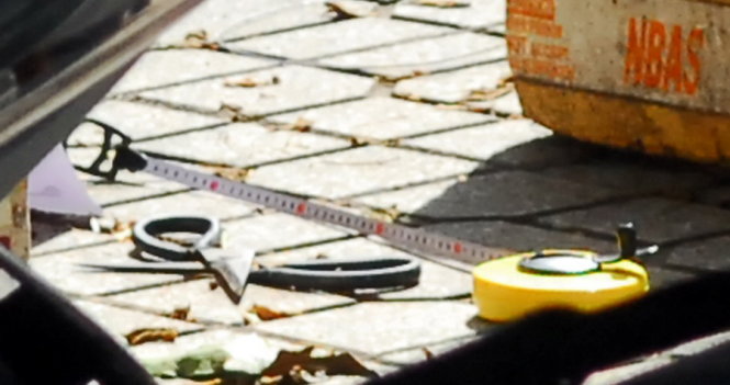 Vừa dọn h&agrave;ng l&uacute;c rạng s&aacute;ng, người b&aacute;n rau bị đ&acirc;m chết