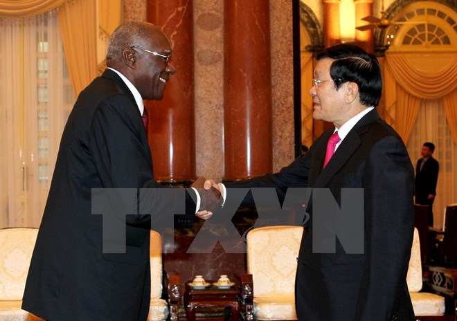 Ph&aacute;t triển quan hệ đo&agrave;n kết, hợp t&aacute;c to&agrave;n diện Việt Nam-Cuba