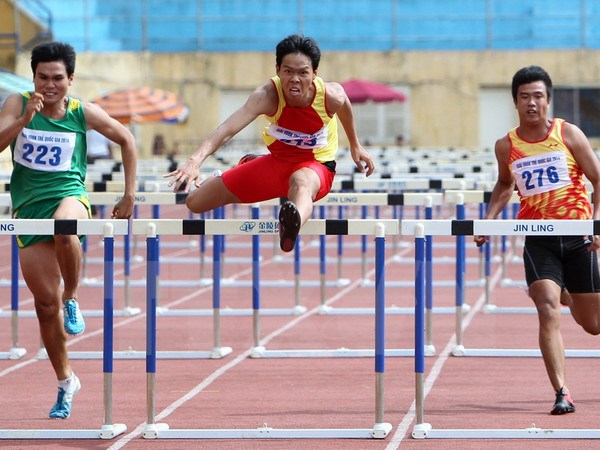 Giải vô địch điền kinh trẻ: Nguyễn Thị Oanh phá 4 kỷ lục quốc gia