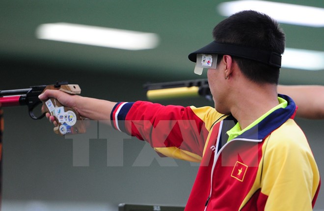196 xạ thủ tranh tài ở Giải vô địch bắn súng trẻ quốc gia 2015