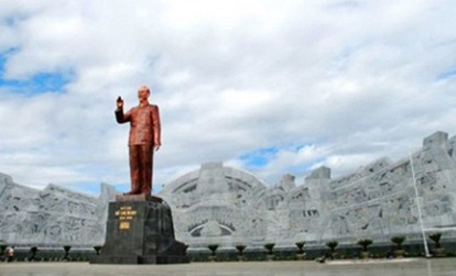 Sơn La l&ecirc;n tiếng về quảng trường, tượng đ&agrave;i B&aacute;c 1.400 tỉ đồng