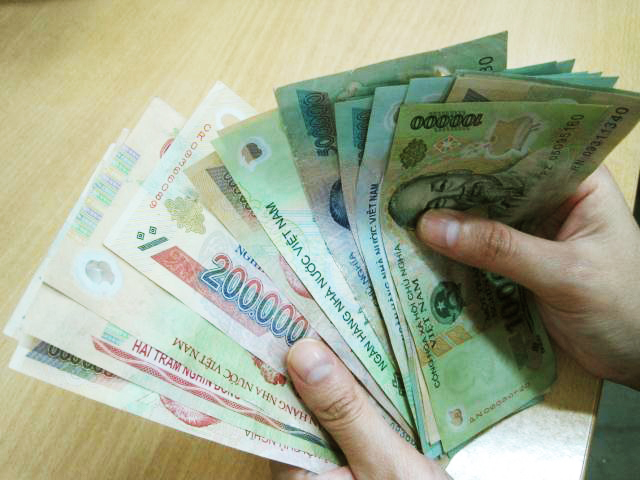 Tiền lương ngày lễ đối với lao động làm theo ca