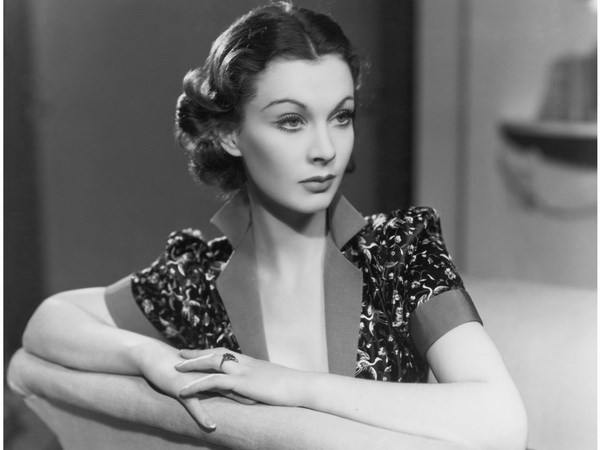 Triển l&atilde;m lớn đầu ti&ecirc;n về huyền thoại m&agrave;n bạc Vivien Leigh