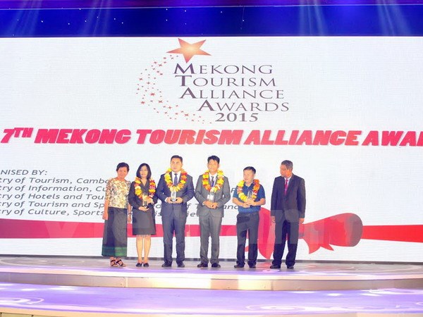 Phong Nha - Kẻ B&agrave;ng được vinh danh Di sản hữu h&igrave;nh xuất sắc nhất