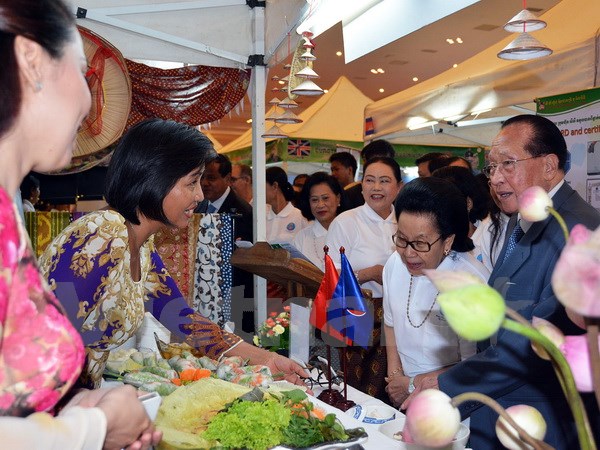 Việt Nam tham dự "Liên hoan Ẩm thực ASEAN 2015" ở Campuchia