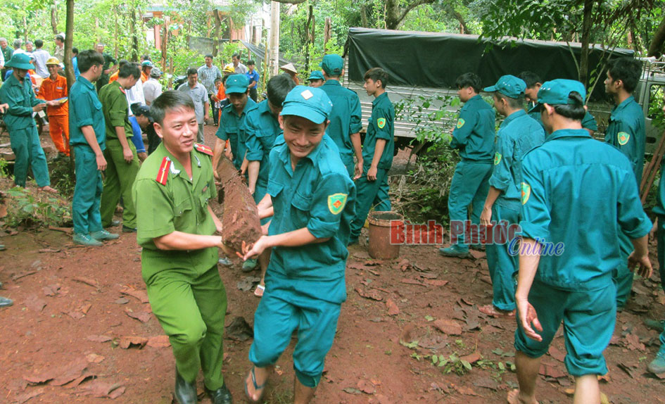 Thị đoàn Bình Long tổng kết công tác hè năm 2015