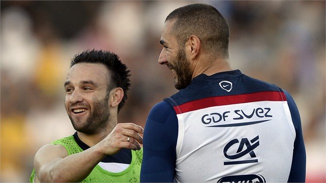 Karim Benzema thừa nhận dính líu vụ tống tiền đồng đội
