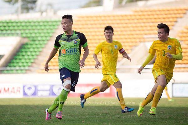 Xuân Nam lọt top 5 chân sút ĐNÁ hiệu quả nhất năm 2015
