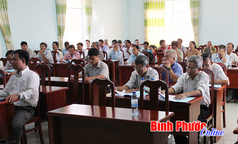 334 c&aacute;n bộ cơ sở tập huấn x&acirc;y dựng v&agrave; thực hiện hương ước